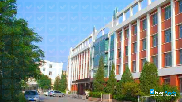 Foto de la Tianjin Engineering Technical Institute #2