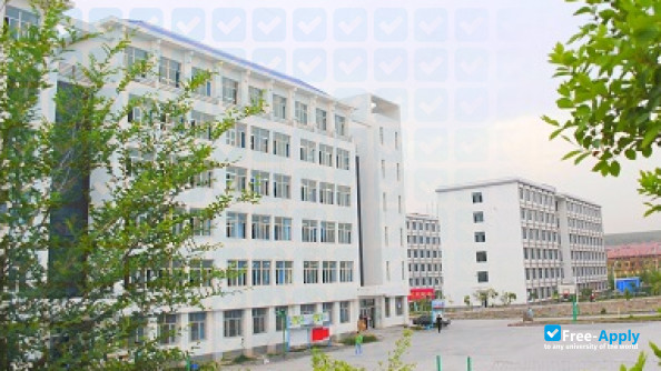 Photo de l’Xinjiang Tianshan Vocational & Technical College #11