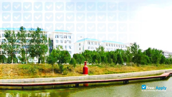 Xinjiang Tianshan Vocational & Technical College photo #9