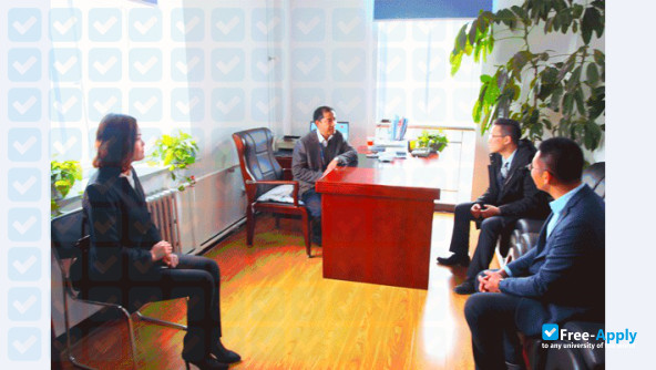 Liaoning Geology Engineering Vocational College photo #8