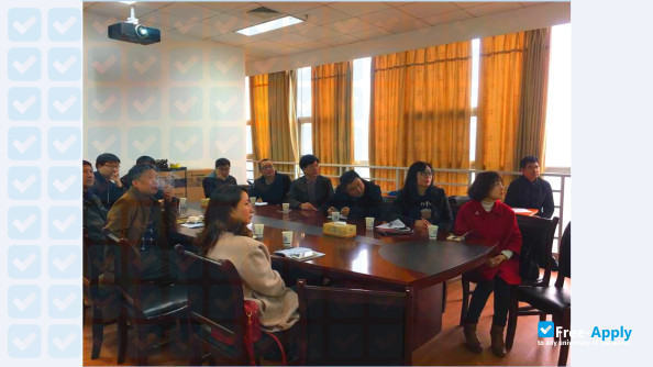 Фотография Changsha Health Vocational College