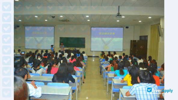 Chongqing Creation Vocational College фотография №10