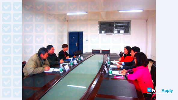 Taiyuan University photo #4