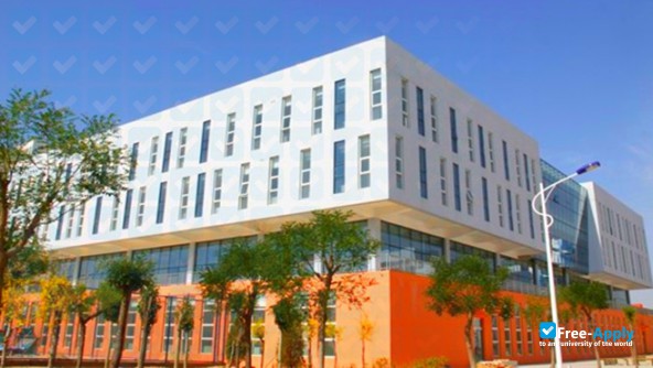 Yulin Vocational & Technical College photo #5