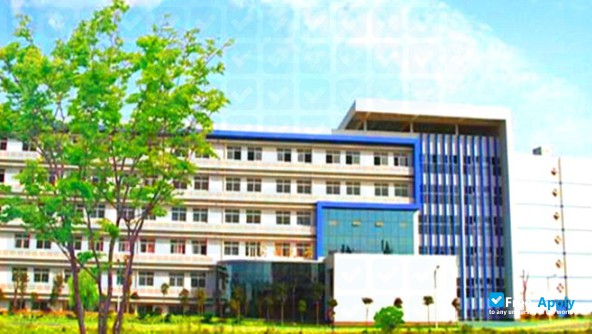 Tianmen Vocational College photo #3