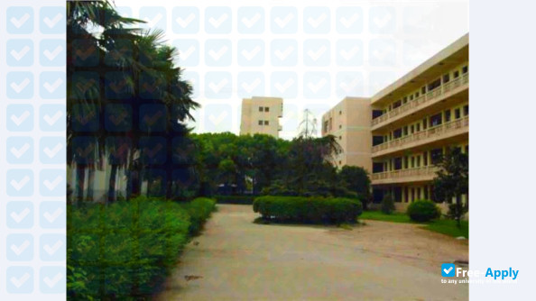 Photo de l’Jiangxi University of Engineering #8