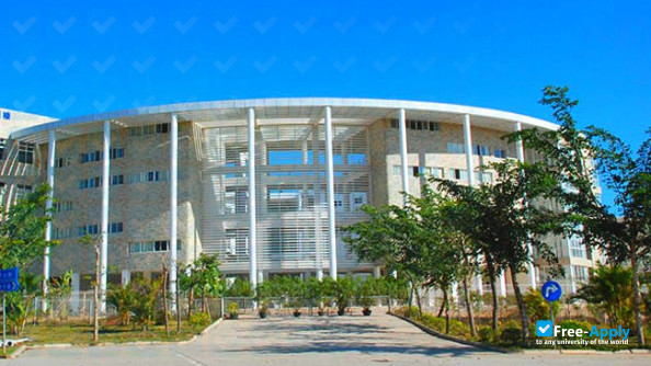 Sanya University photo #3