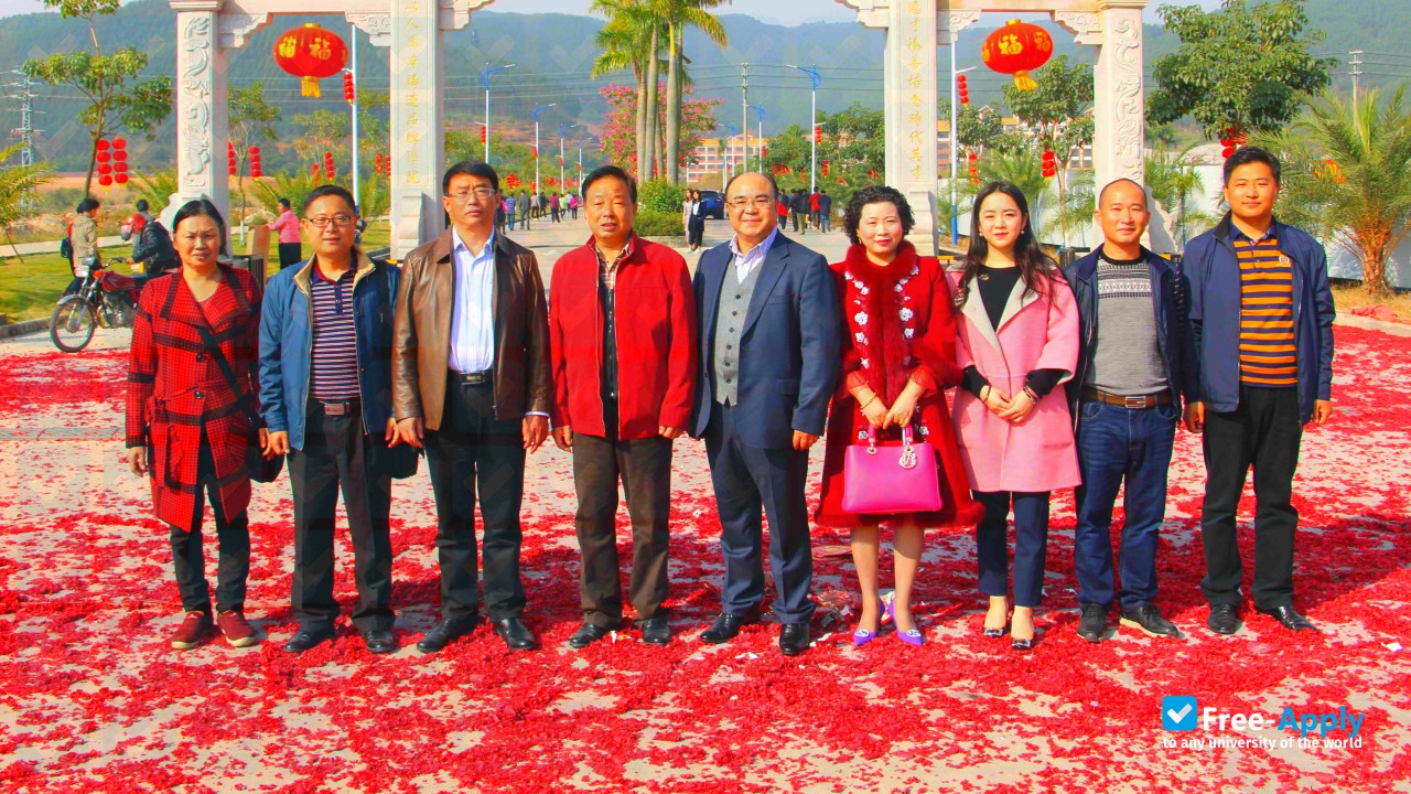 Guangzhou Zhujiang College of Vocational Technology photo #5