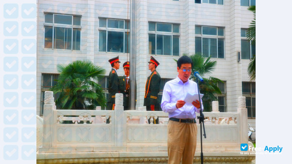Luoyang Polytechnic фотография №6