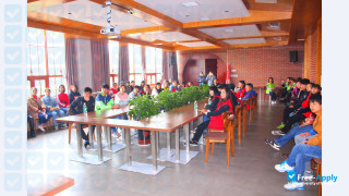 Hunan Financial & Industrial Vocational-Technical College thumbnail #9