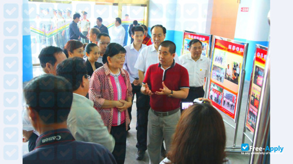 Photo de l’Shijiazhuang Vocational College of Economy #2