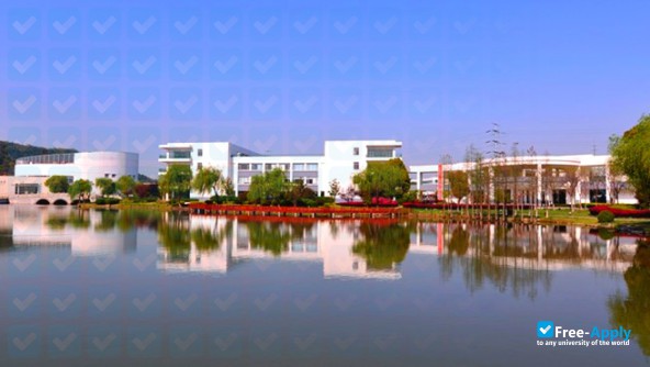 Suzhou Institute of Trade & Commerce фотография №15