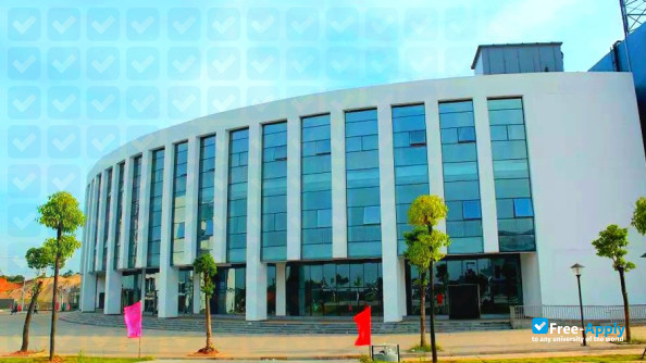 Hunan Geely Auto College фотография №5