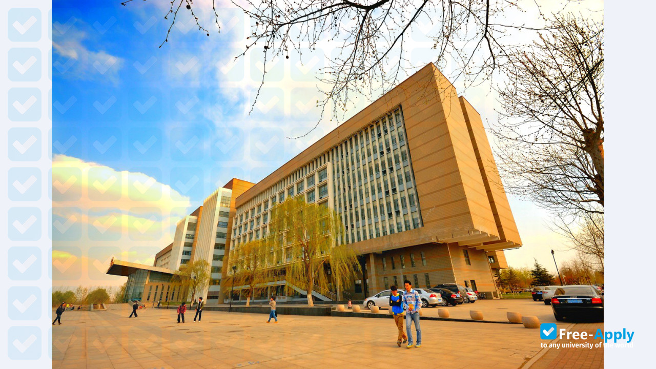 Dalian Software Vocational College photo #7