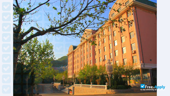 Dalian Software Vocational College photo #3