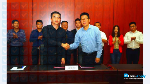 Shaanxi Technical College of Finance and Economics photo #2