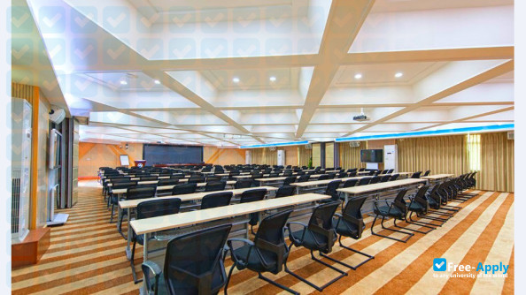 Hainan College of Vocation and Technique photo #3