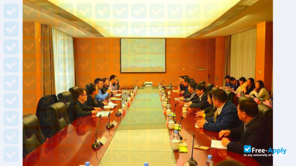 Quanzhou Textile Garment Institute photo #4