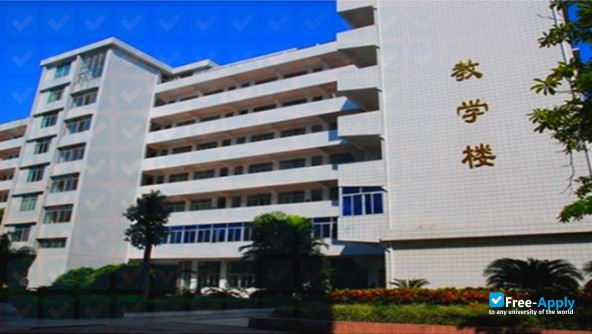 Guangdong Vocational College of Post and Telecom фотография №5
