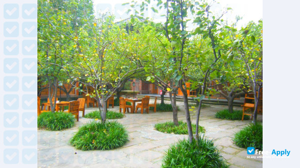 Sichuan International advertised vocational college photo