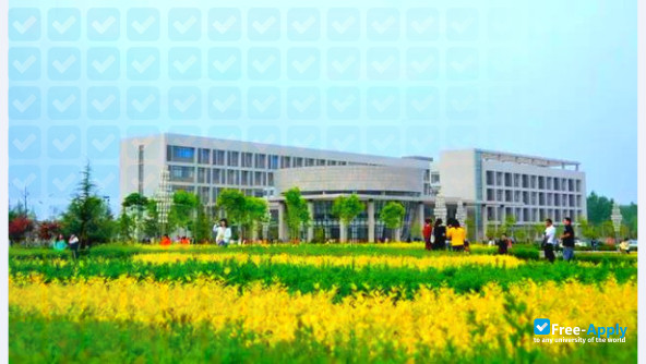 Shaanxi Radio and TV University photo #5