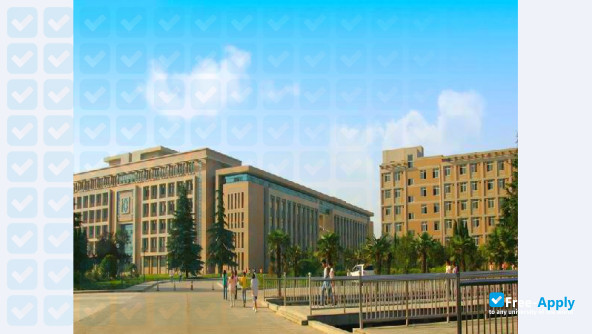 Shaanxi Radio and TV University photo #7