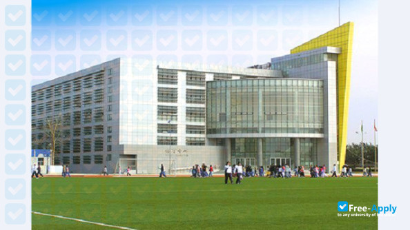 Tianshi College photo #1