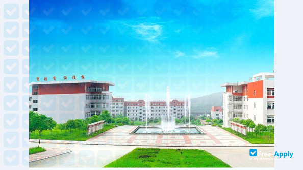 Sichuan Automotive Vocational & Technical College photo #5