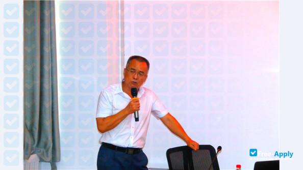 Photo de l’Yinchuan Energy Institute #6