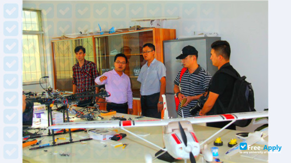Photo de l’Yinchuan Energy Institute #2