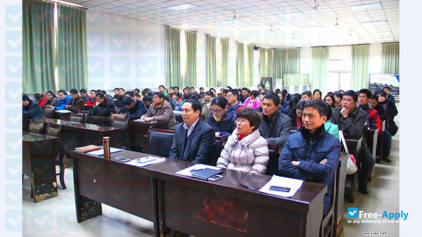 Shaanxi Institute of Mechatronic Technology фотография №3