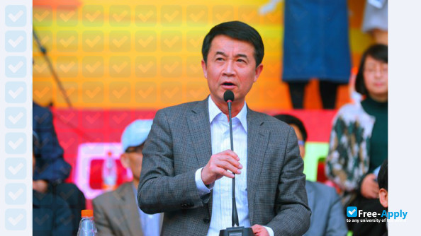 Photo de l’Shaanxi Radio and Television University Xianyang Campus #2