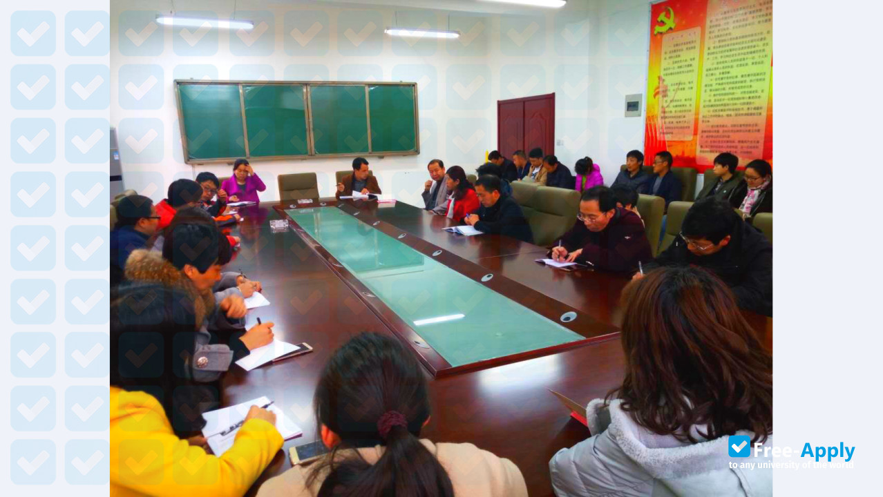 Sanmenxia Polytechnic photo #10