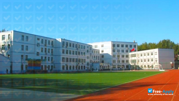 Photo de l’Beijing Youth Politics College #10