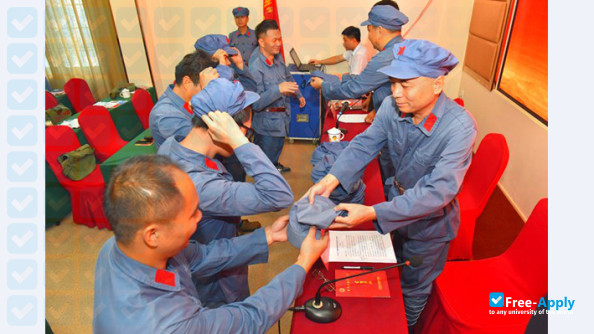 Foto de la Guangdong Polytechnic of Industry and Commerce #7