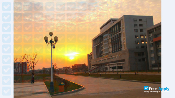 Zhangzhou City College photo #5