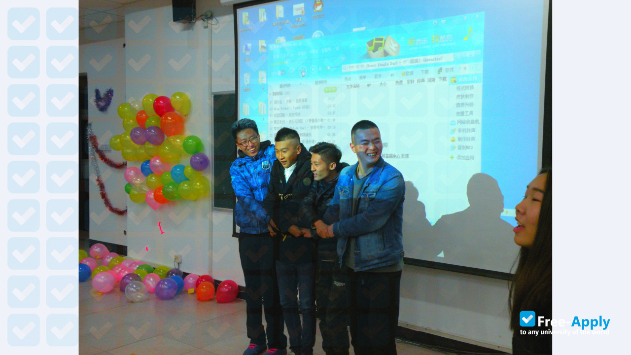 Beijing Jiaotong Vocational & Technical College photo #8