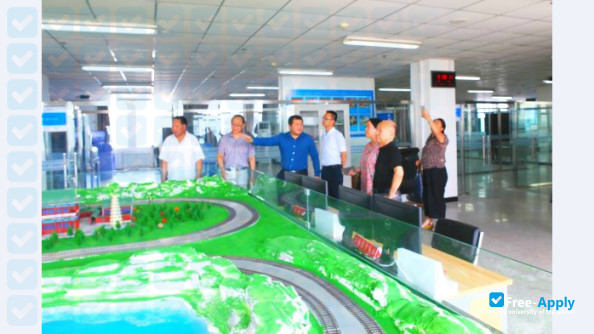 Photo de l’Shanxi Traffic Vocational and Technical College #9