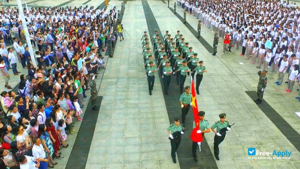 Foto de la Guangdong Medical University #7