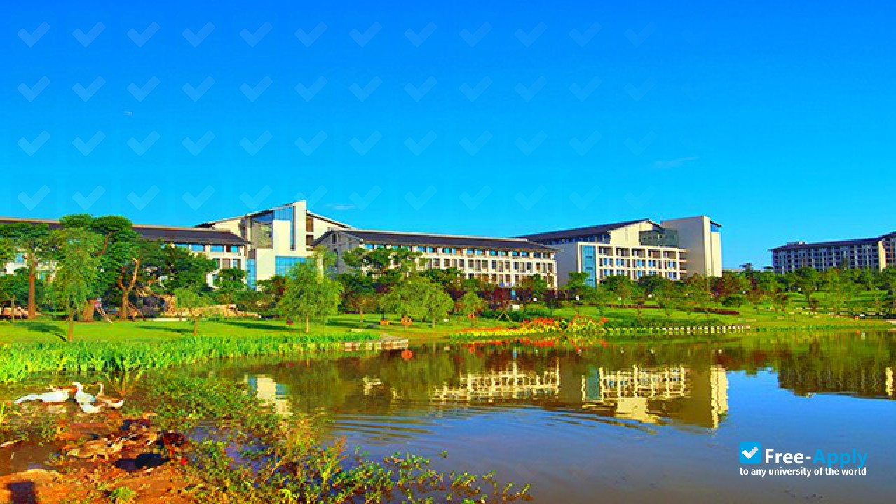 Chongqing Vocational Institute of Engineering фотография №3