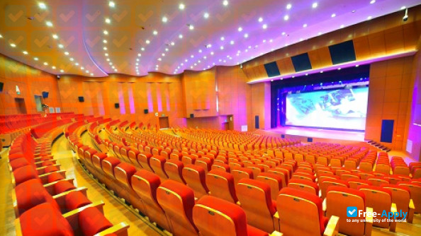 Zhejiang University of Finance and Economics Dongfang College photo #3