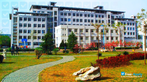 Photo de l’Tianjin College of Commerce #2