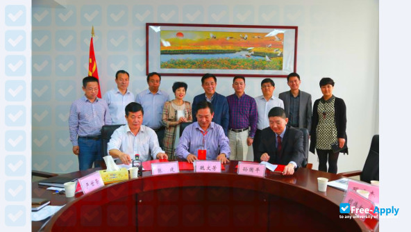 Hubei University of Medicine (Yunyang Medical College) photo #3