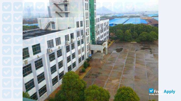 Zhejiang Automotive Vocational & Technical College photo #1