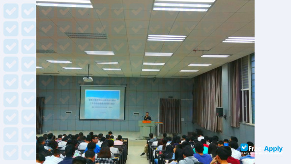 Foto de la School of Civil Engineering Kunming University of Science & Technology #5