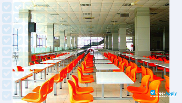 Zhejiang Institute of Economics and Trade photo #8