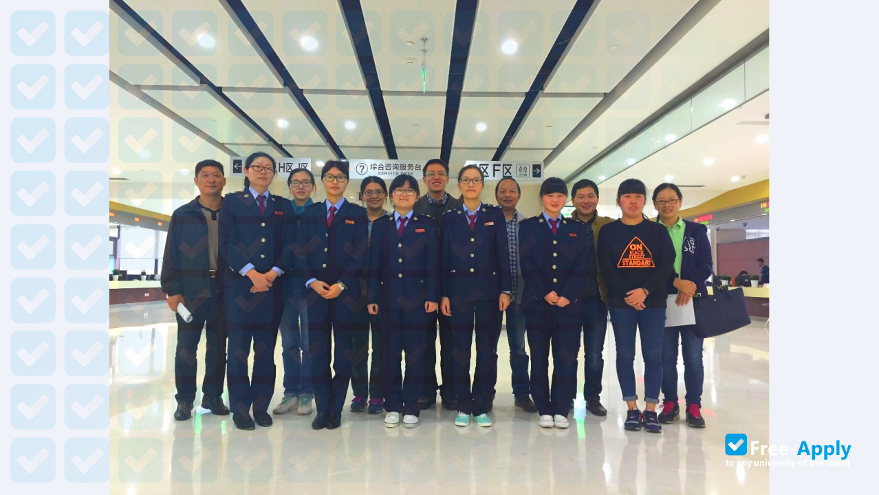 Zhejiang Institute of Economics and Trade photo #8