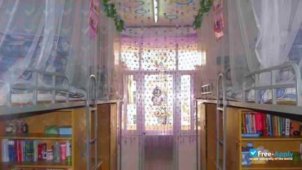 Beijing International Studies University photo #10