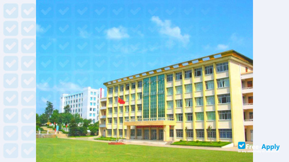 Guangdong Songshan Polytechnic College фотография №7