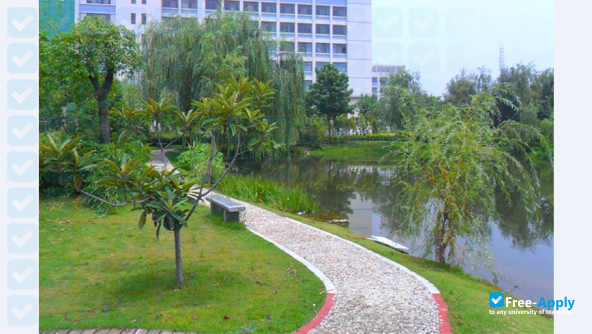 Shangqiu Medical College photo #4
